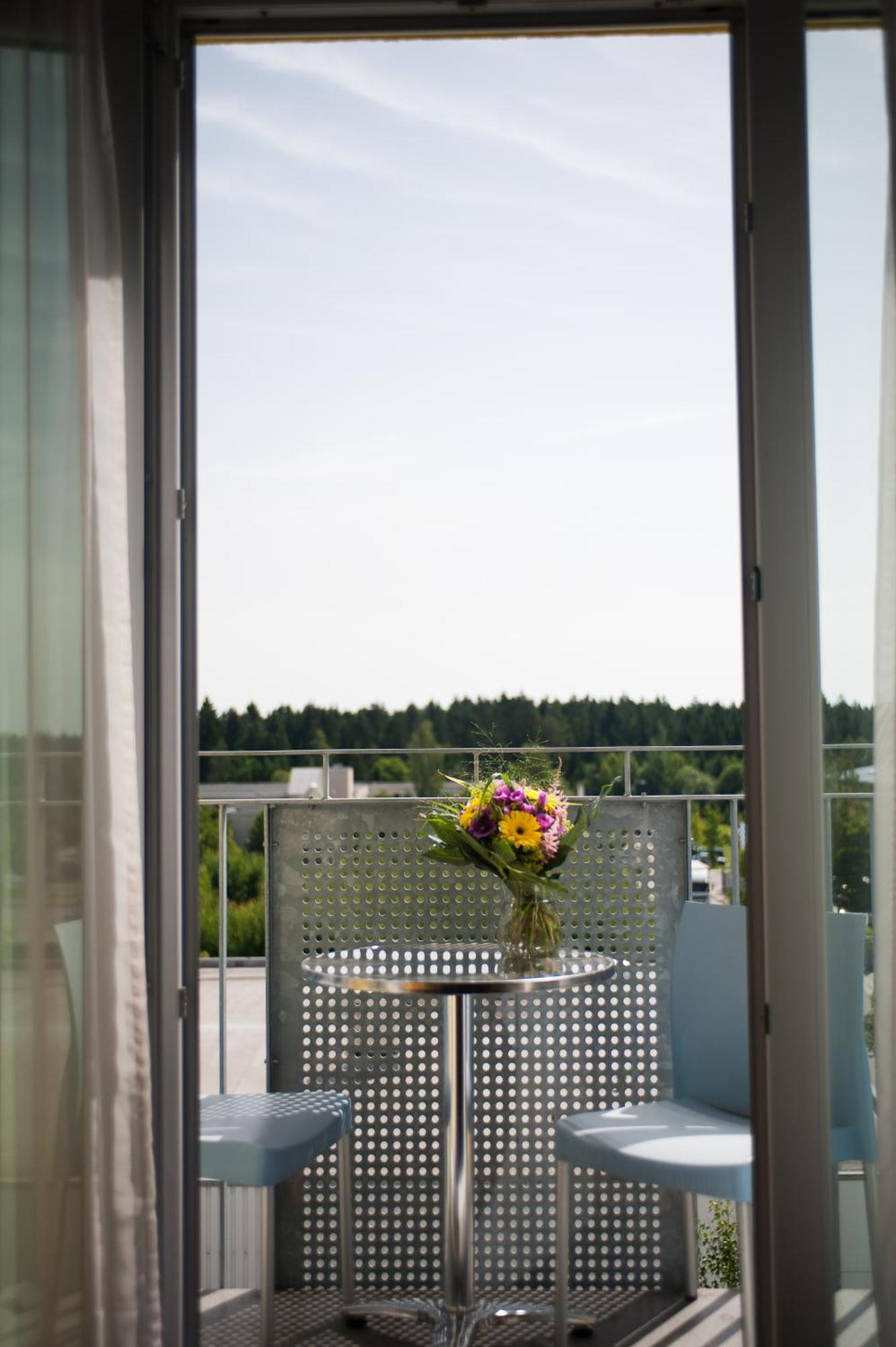 Stay2Munich Hotel&Serviced Apartments Brunnthal Exterior foto
