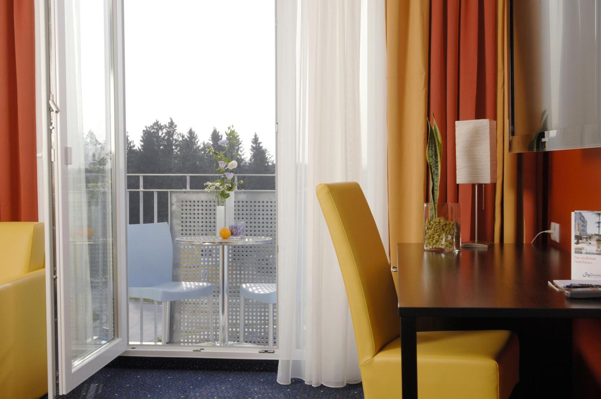 Stay2Munich Hotel&Serviced Apartments Brunnthal Exterior foto